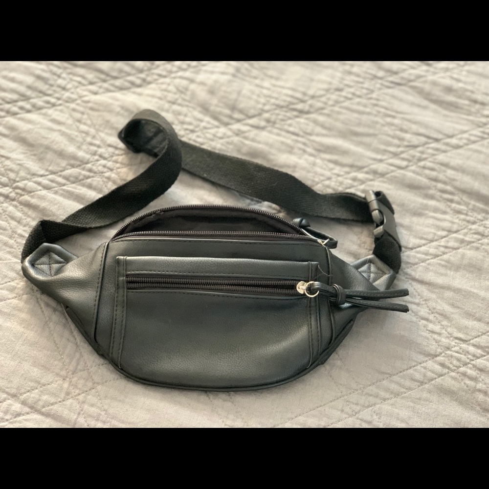 WILD FABLE FANNY PACK